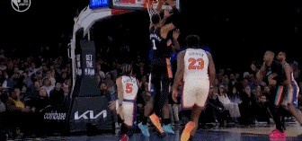 半岛体育APP-摧枯拉朽！文班点飞防守直杀内线 起飞滑翔力压阿努诺比暴力隔扣